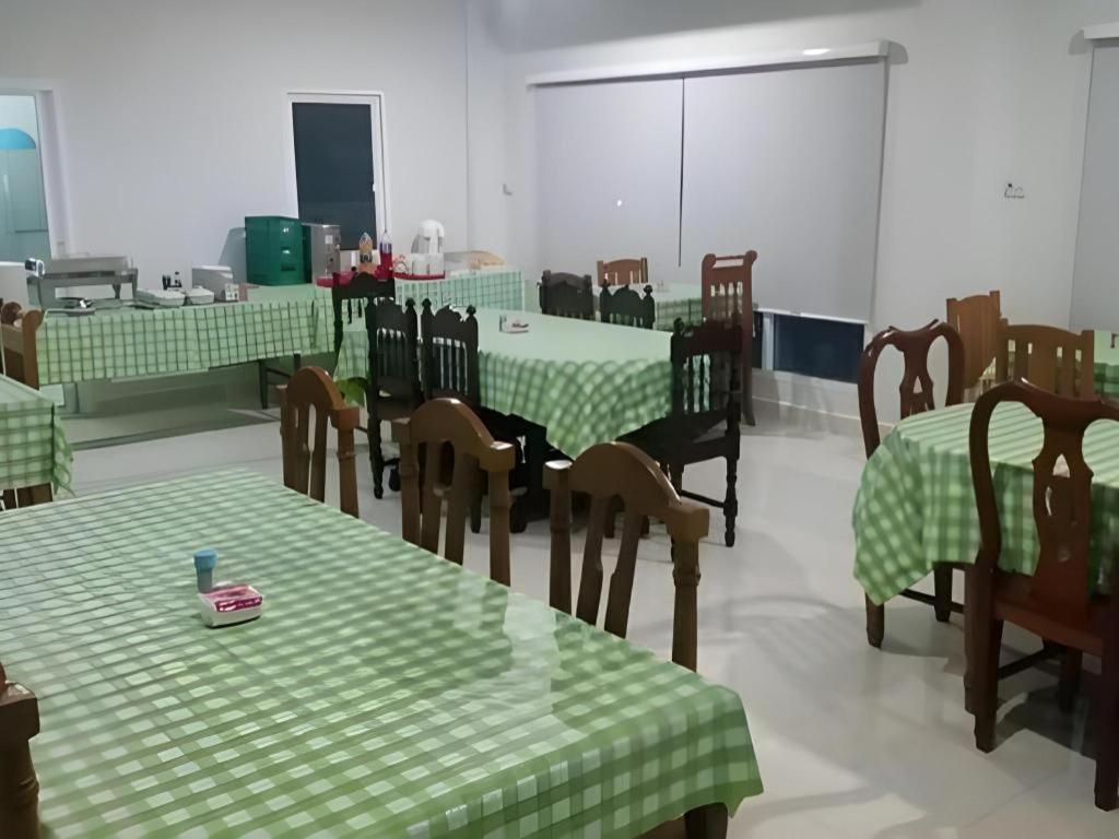 Iyara Residence Trat Bagian luar foto