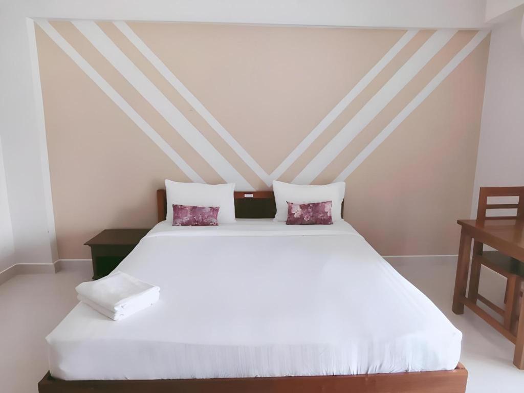Iyara Residence Trat Bagian luar foto